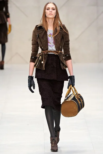 Look 34